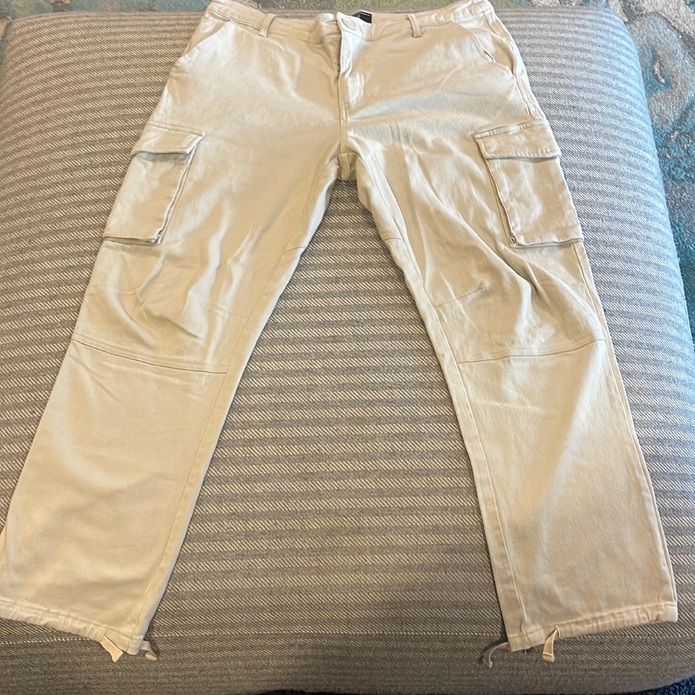 Men’s Forever 21 Pants - Picture 1 of 7